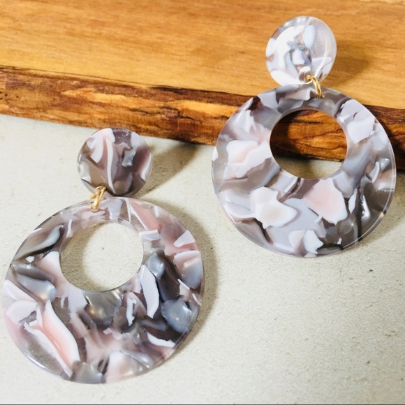 Gray Tortoise Round Pendant Earrings - Picture 2 of 8